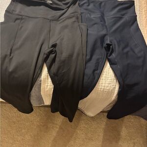 Old Navy Women's Black and Navy Leggings